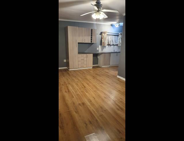 1 bed property to rent in ATHLONE